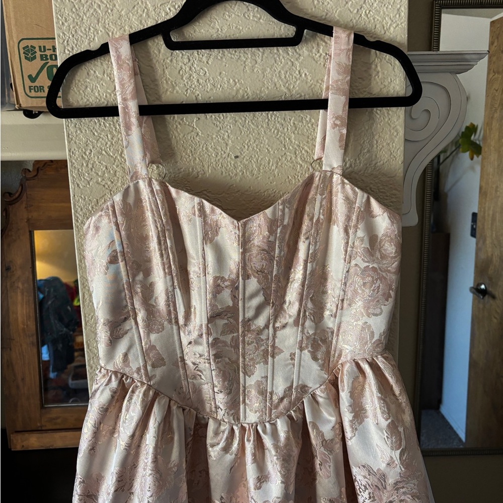 If By Sea Sleeveless Floral Jaquard Maxi Dress - Picture 3 of 13